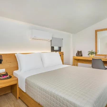 Alexmare Fourka Skala Fourkas